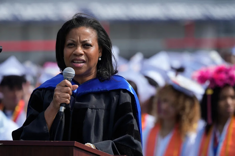 El ausentismo crónico sigue afectando a esta escuela de Paterson a pesar de las cifras positivas después de COVID